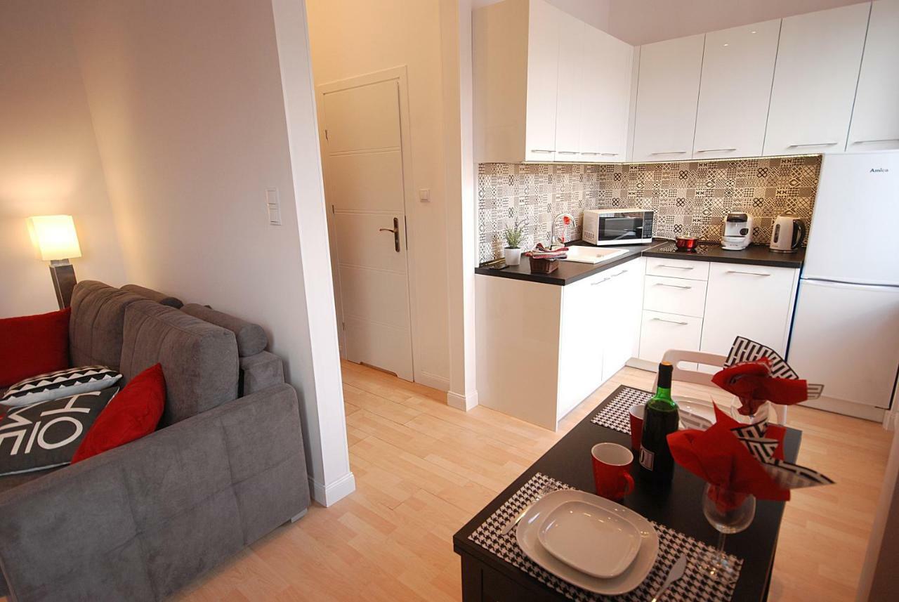 Nowy Apartament Wilcza Warszawa Eksteriør bilde